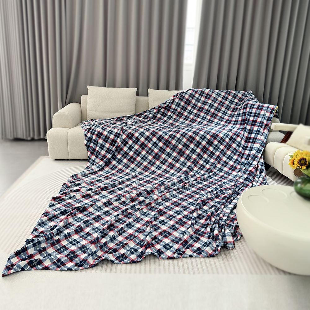 Big Queen Size 300 GSM Luxury Bed Anti-Static Fuzzy Soft Flannel Hotel Blanket